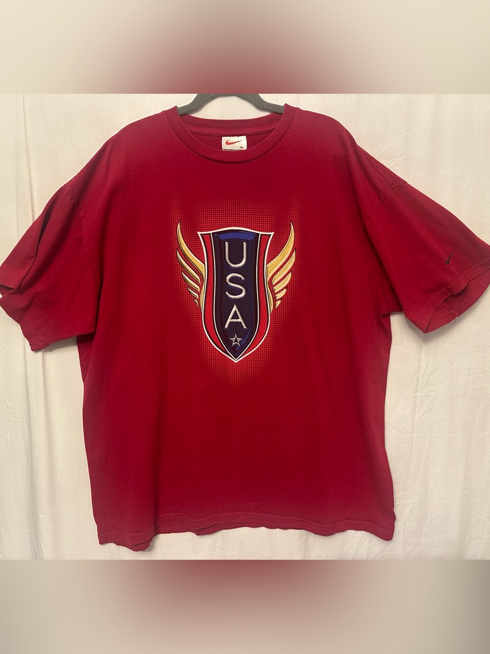 Nike USA Crest T Shirt Men’s XL Made in USA Red Y2K Swoosh